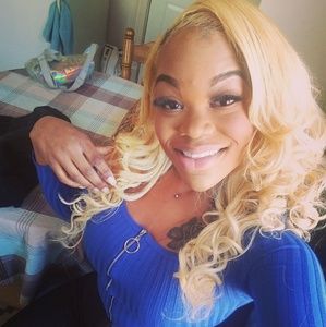 Meet your Posher, Leah